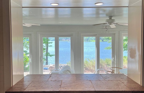 Leasburg House | Large Family Lakehouse w/Dock, Deck, Patio, Views