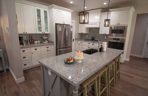 Flagstaff House | Large Flagstaff Retreat w/Hot Tub & Guest Home