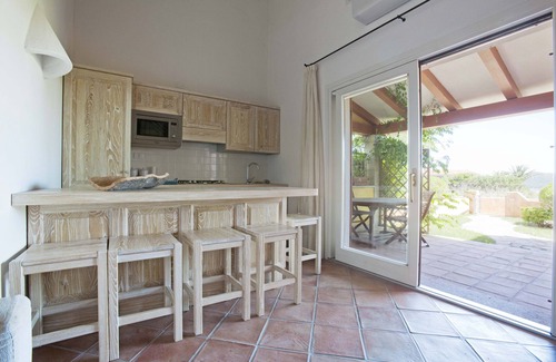 Porto Pozzo House | Large four-room apartment, residence with swimming pool, 350 meters from the beach, SEA VIEW