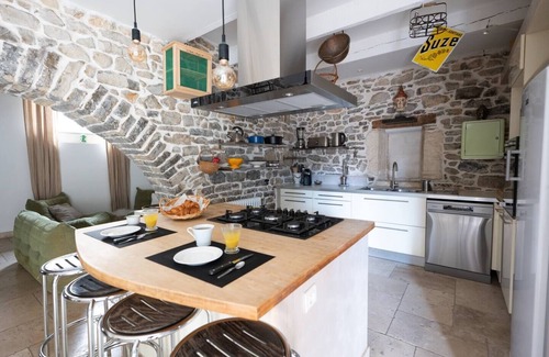 Saint-Bauzille-de-Montmel House | Large village house, 6 bedrooms and swimming pool