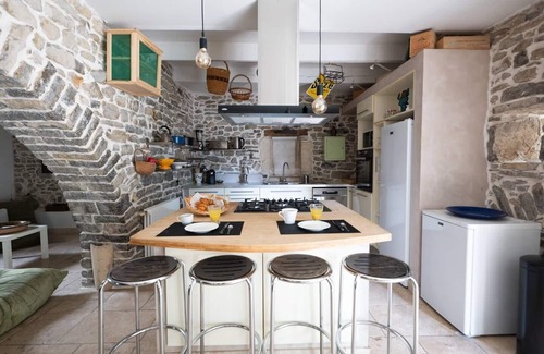 Saint-Bauzille-de-Montmel House | Large village house, 6 bedrooms and swimming pool