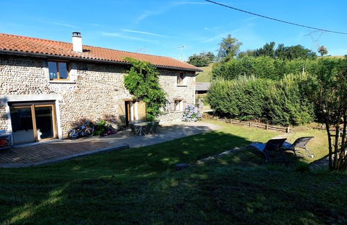 Sainte-Anne-sur-Gervonde House | Large family home (200 m2) in bucolic country setting.