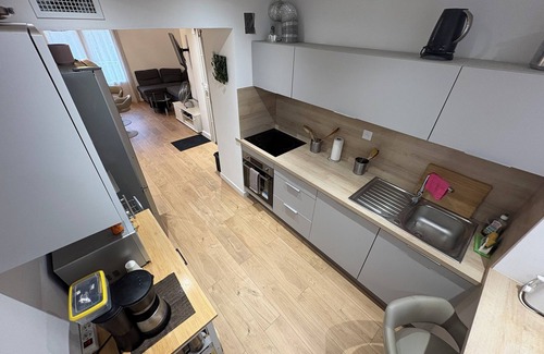 Aiguerelles Apartment | Large, fully renovated F5 for rent south of Montpellier