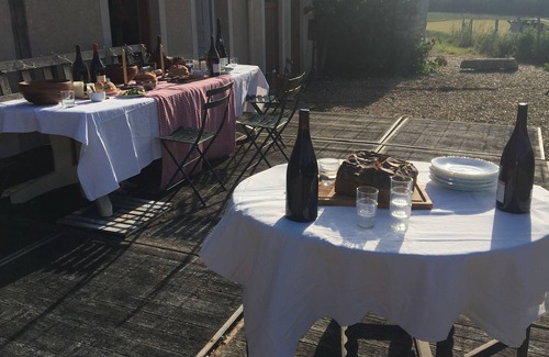 Arnouville-les-Mantes Cottage | Large Gîte on the farm (14 people) in Arnouville les Mantes (+ option F3)