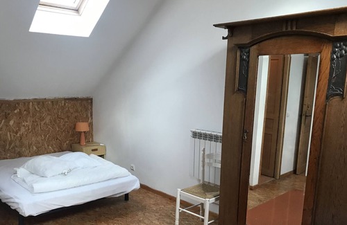 Arnouville-les-Mantes Cottage | Large Gîte on the farm (14 people) in Arnouville les Mantes (+ option F3)