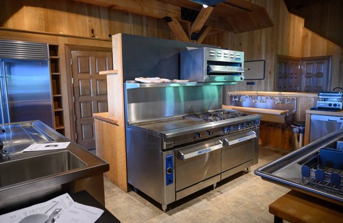 Borden House | Large Group Rental Near Louisville with Mountain Views