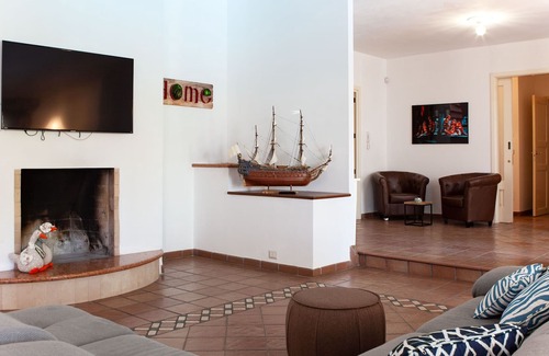 Neviano Villa | Large holiday villa near Gallipoli 6 bedrooms, 6 bathrooms, private pool m200