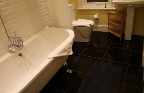 Derby House | Large House|FREE Parking |7 Beds