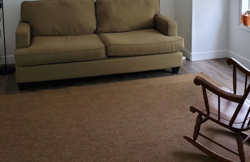 Rutland House | Large House right in Kelowna!