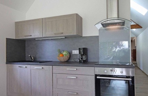 Les Champeaux Cottage | Large house with activities and pets allowed