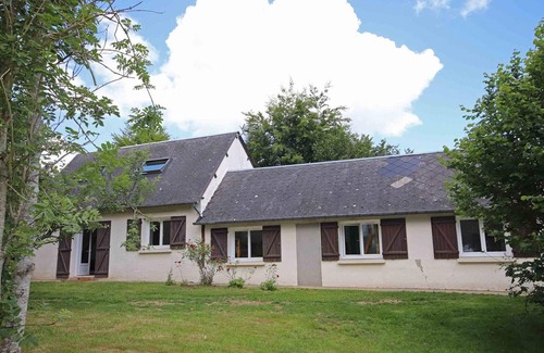 Les Champeaux Cottage | Large house with activities and pets allowed