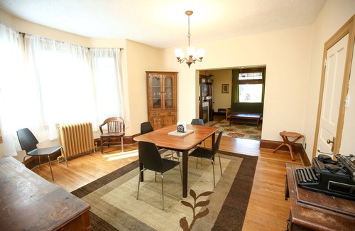Brighton Heights House | Large, kid friendly, private home on a brick street, 10 mins from downtown