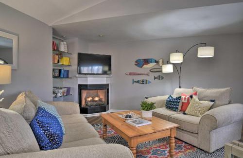 Lavonia House | Large Lavonia Home with Party Dock on Lake Hartwell!