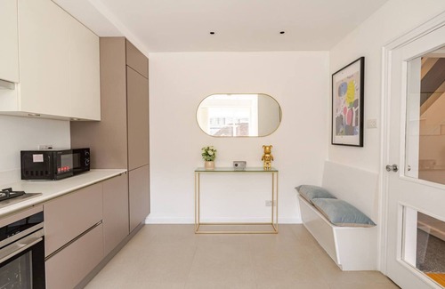 City of Westminster House | Large Lux 5 Bedroom Townhouse by Mayfair