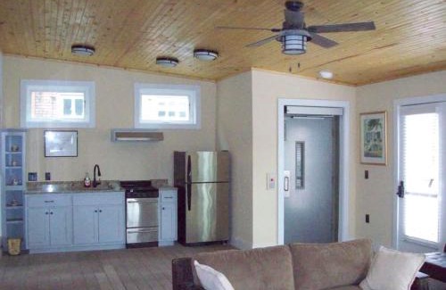 Macon Apartment | Large New Downtown Loft