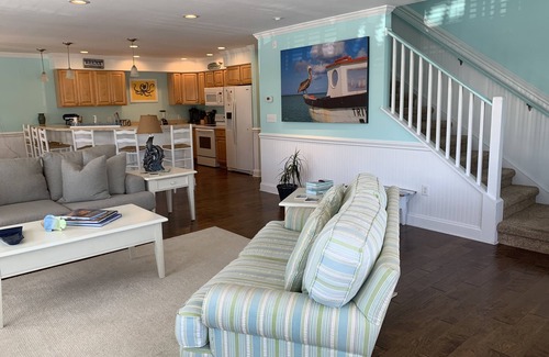Fenwick Island House | Large oceanblock beach home - Short walk to beach, shops & great restaurants!