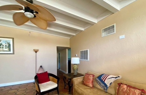 Belle Vista House | Large Pool Home 15 min Walk to the Beach, Close to Everything