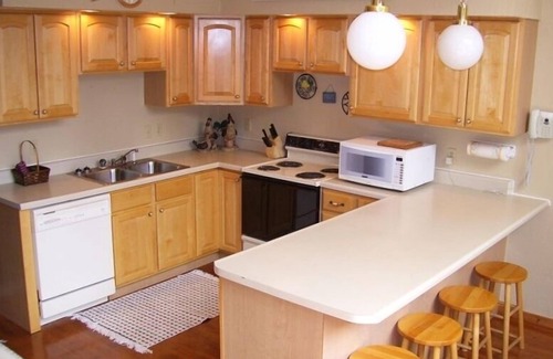 Lead House | Large private lot. Beautiful cabin with a stream and trout pond!