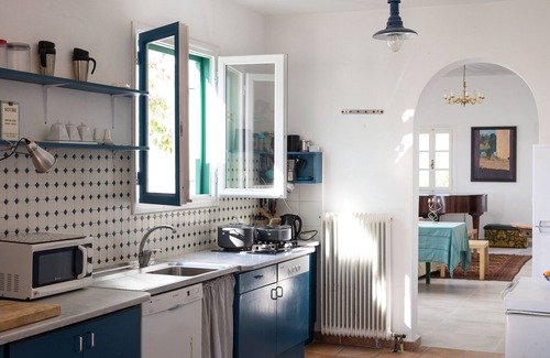 Old Town Naxos Villa | Large private pool, beautiful gardens, sleeps 16, short drive to the beach