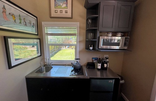 Emerald Hills Apartment | Large, private Studio with 1 Bath in beautiful Emerald Hills - 30 day minimum
