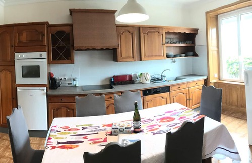 Saint-Guenole House | Large renovated house near the beaches and the port, with sun terrace