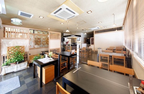 Kudamatsu House | Large single room / Kudamatsu Yamaguchi