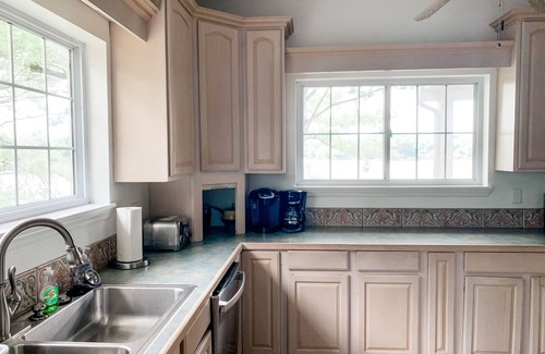 Rockwell House | Large, Spacious Lakefront Home w/Pool & Mountain Views!