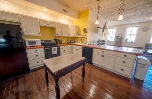 Fulton Apartment | Large Unique 2-Bedroom Gamed Themed Loft