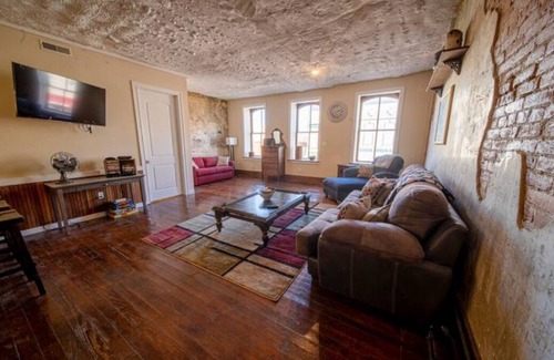 Fulton Apartment | Large Unique 2-Bedroom Gamed Themed Loft