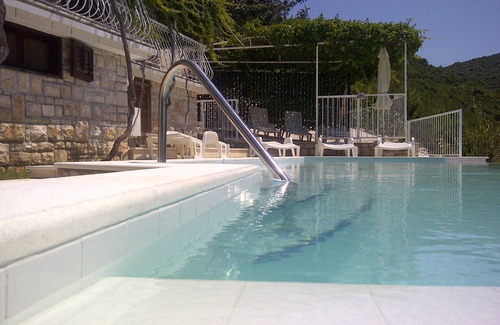 Hvar Villa | Large villa with private,heated,infinity pool, Jacuzzi bath,sport games,bikes.