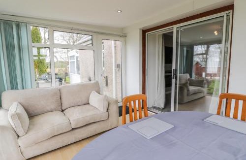 Mauchline House | Largieholm