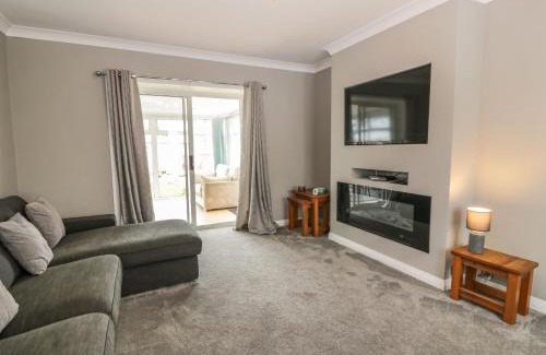 Mauchline House | Largieholm