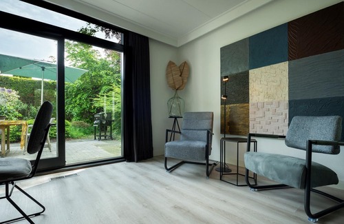 Nieuw-Haamstede House | Larixweg 4 holiday villa on a unique location near the sea