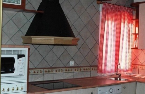 Villar de Domingo Garcia Cottage | Las Callejuelas cottage for 6 people.