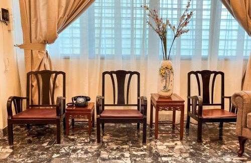 Ipoh Villa | Lasam Heritage Villa 22pax with Karaoke & Snooker