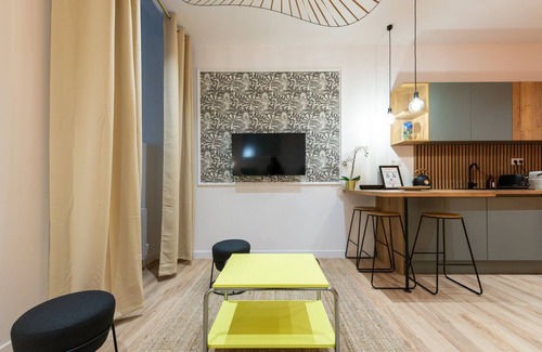 Grande Cote - Annonciade Apartment | Lassagne 3 -Beautiful new apartment in city center