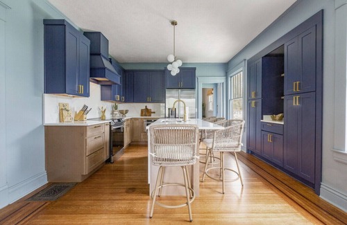 Shelbyville Apartment | Last Minute Discount/EV Charger/Bourbon Trail/Hot Tub/Fire Pit/Game Room