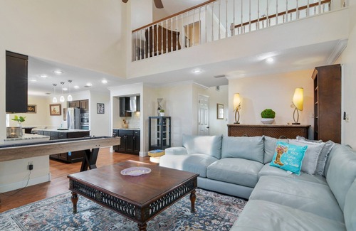 Windermere Villa | Last Minute Disney Getaway! Luxury Villa with Private patio. Book Now! #115911