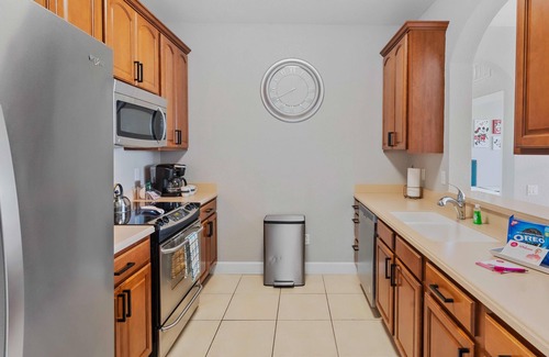 Florida Central Atlantic Coast Apartment | Last Minute Disney Getaway! Luxury Condo with Private Balcony. Book Now! #108467