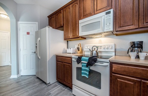 Florida Central Atlantic Coast Apartment | Last Minute Disney Getaway! Luxury Villa with Private Pool. Book Now! #39282