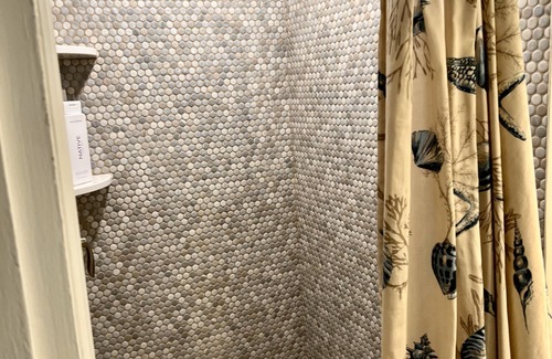 Ocean Grove Apartment | Last Minute Sea Hear Now Ocean Grove Rental