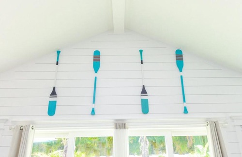 Holmes Beach House | Last Resort by AMI Locals