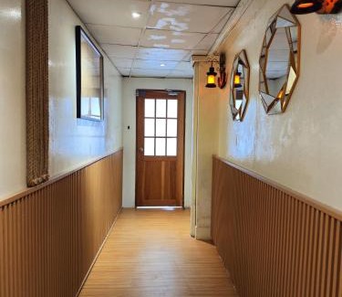 Arun Amarin Hotel | latitude 13 Room & breakfast