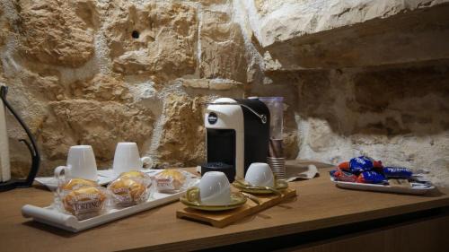 Corato Bed & Breakfast | Laura stone room