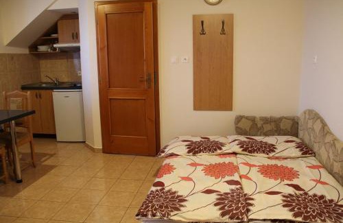 Velky Meder Apartment | Laura Villa
