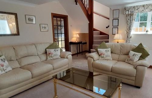 New Forest District House | Laurel Cottage