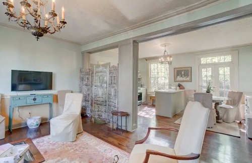 Greater Belhaven Apartment | “Laurel”-Lovely, light-filled apartment.