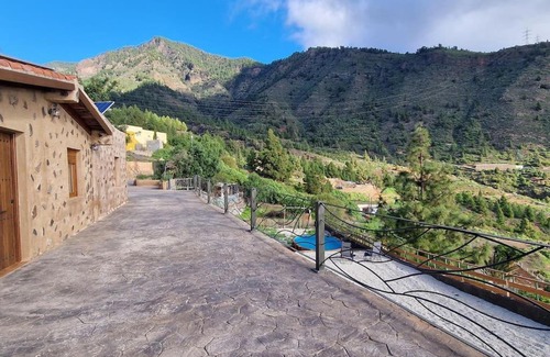 Candelaria Villa | Laurelin, magia y naturaleza.