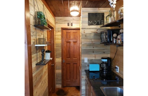 Bancroft Cabin | Lava Hot Springs Country Retreat - Sleeps 4+