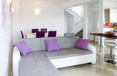 Maslenica House | Lavanda by Interhome